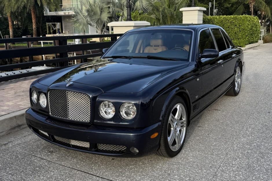 2009 Bentley Arnage sold for $70,500