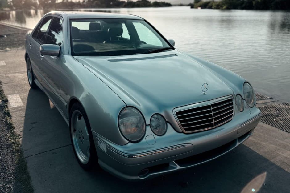 2002 Mercedes-Benz W210 E-Class sold for $16,500