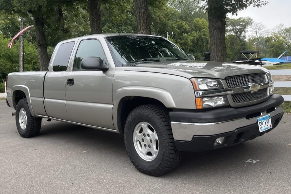 2003 Chevrolet Silverado GMT800 (1999-2007) sold for $19,250
