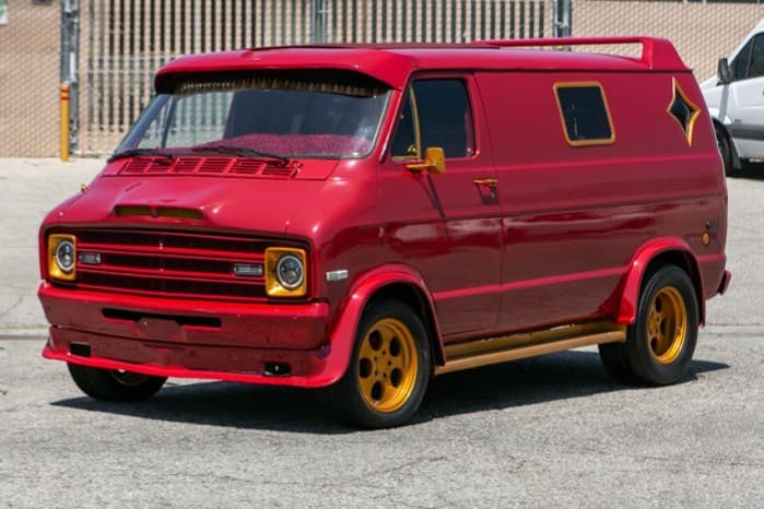 1978 Dodge Tradesman & Sportsman Vans sold for $15,000