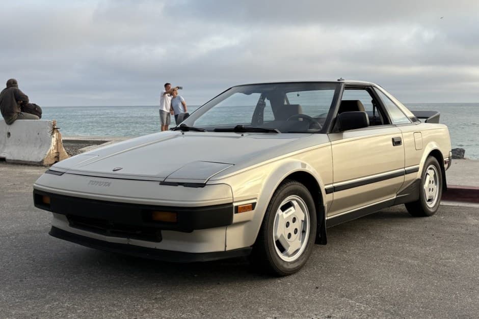 1985 Toyota AW11 MR2 sold for $10,100