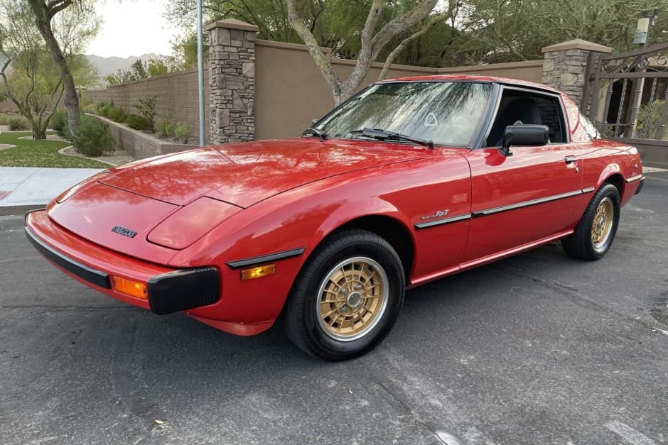 1980 Mazda RX-7 FB sold for $13,500