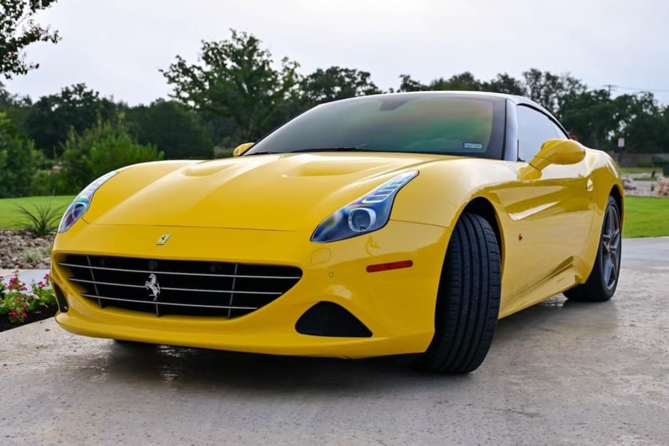 2017 Ferrari California sold for $115,000