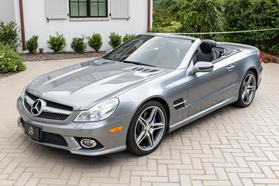 2009 Mercedes-Benz R230 SL sold for $21,250
