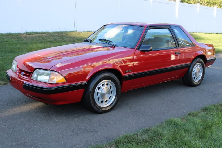 1989 Ford Fox-Body Mustang sold for $16,750