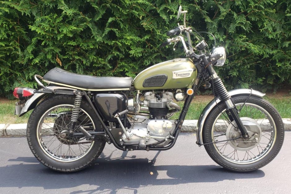 1970 Triumph Trophy sold for $6,100