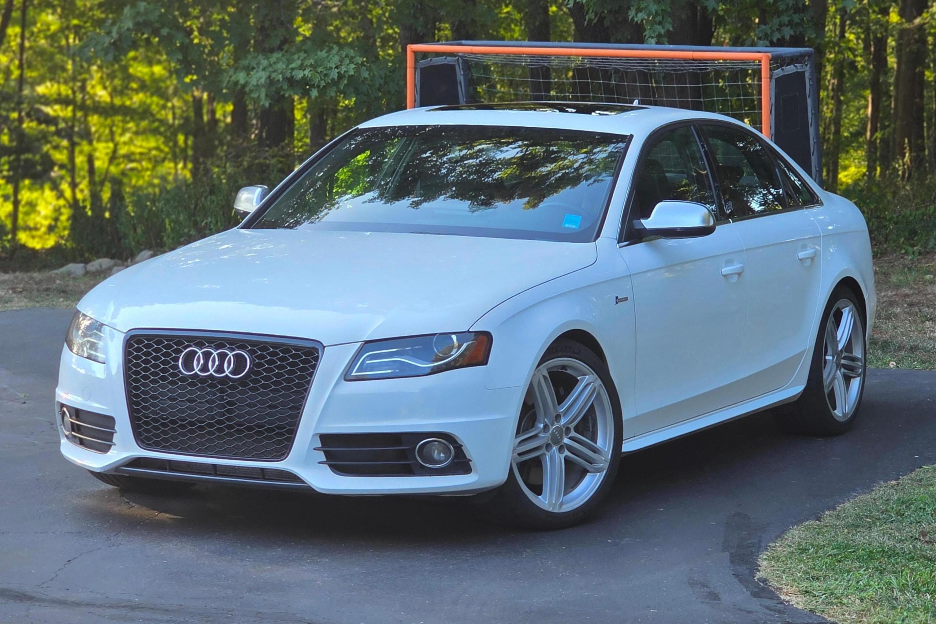 2010 Audi B8 S4 sold for $8,800