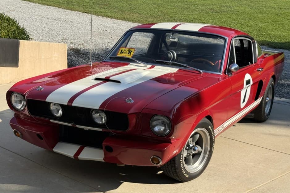 1965 Ford Mustang 1964.5-1966 sold for $35,600