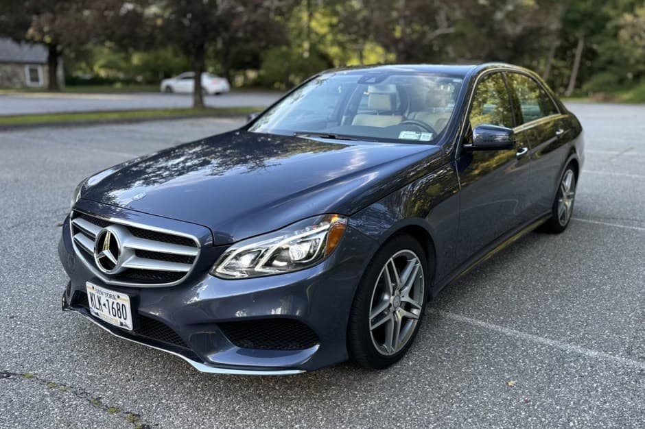 2016 Mercedes-Benz W212 E-Class sold for $18,333