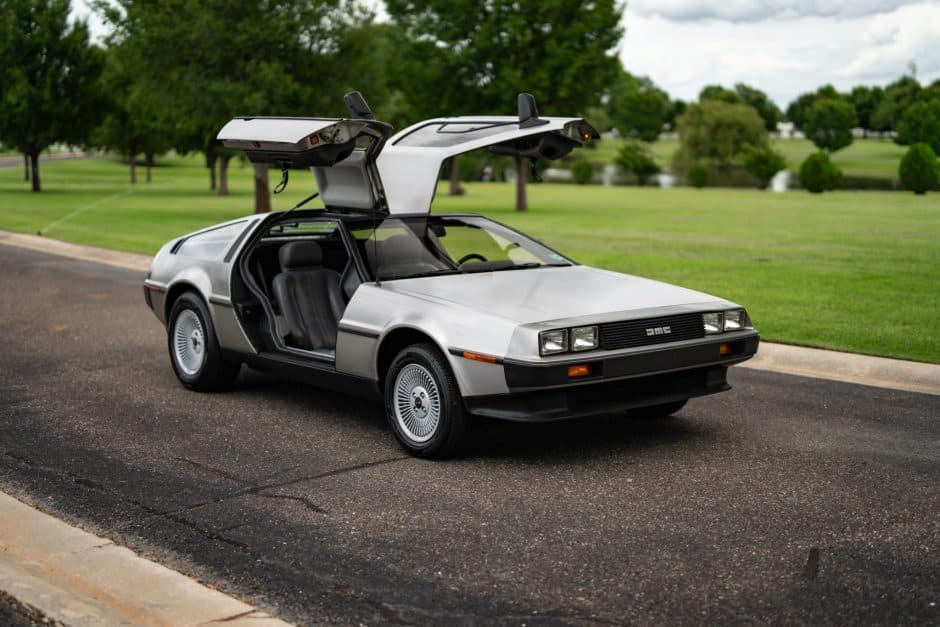 1981 DeLorean DMC-12 sold for $77,777