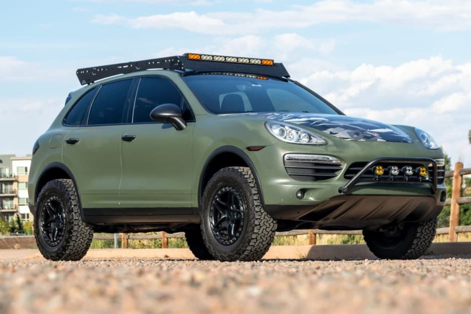 2013 Porsche 958 Cayenne (2011-2018) sold for $21,250