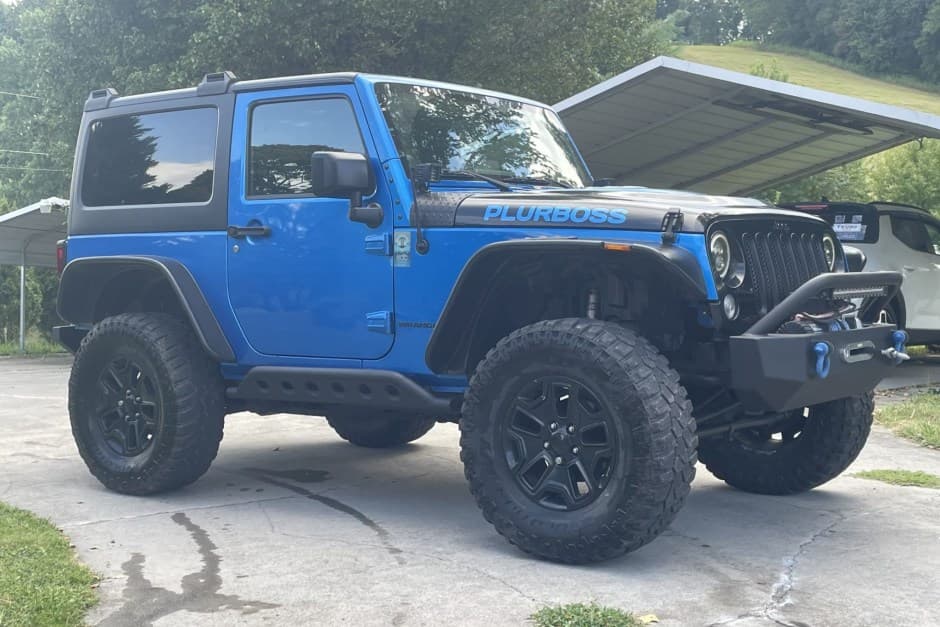 2014 Jeep Wrangler JK (2007-2018) sold for $15,500