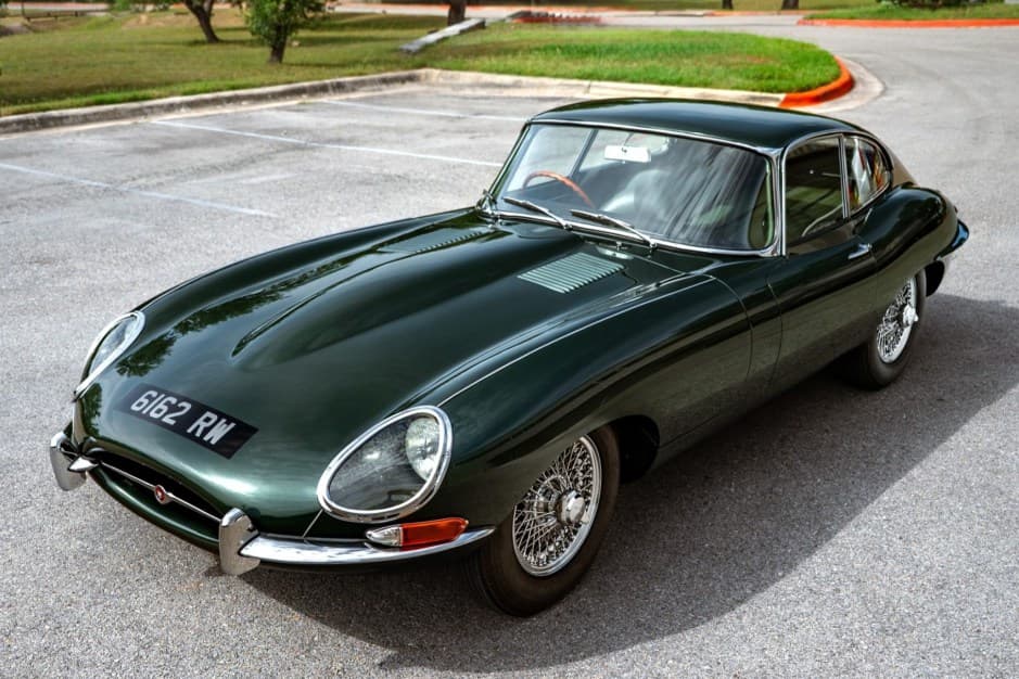 1961 Jaguar XKE Series I sold for $255,000
