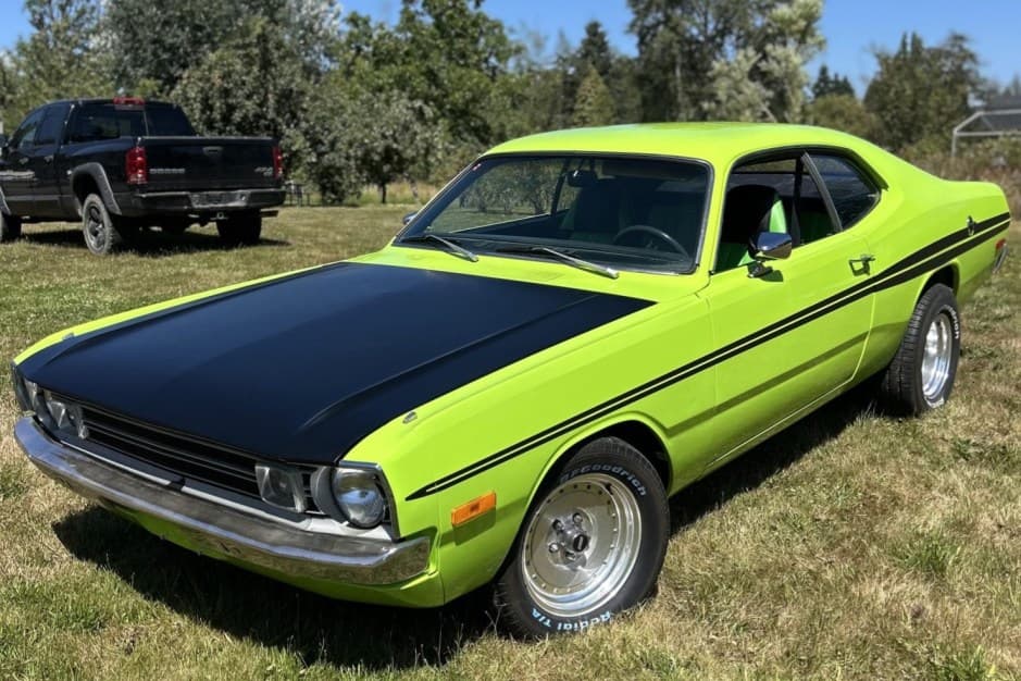 1972 Dodge Demon (1971-1972) sold for $15,000