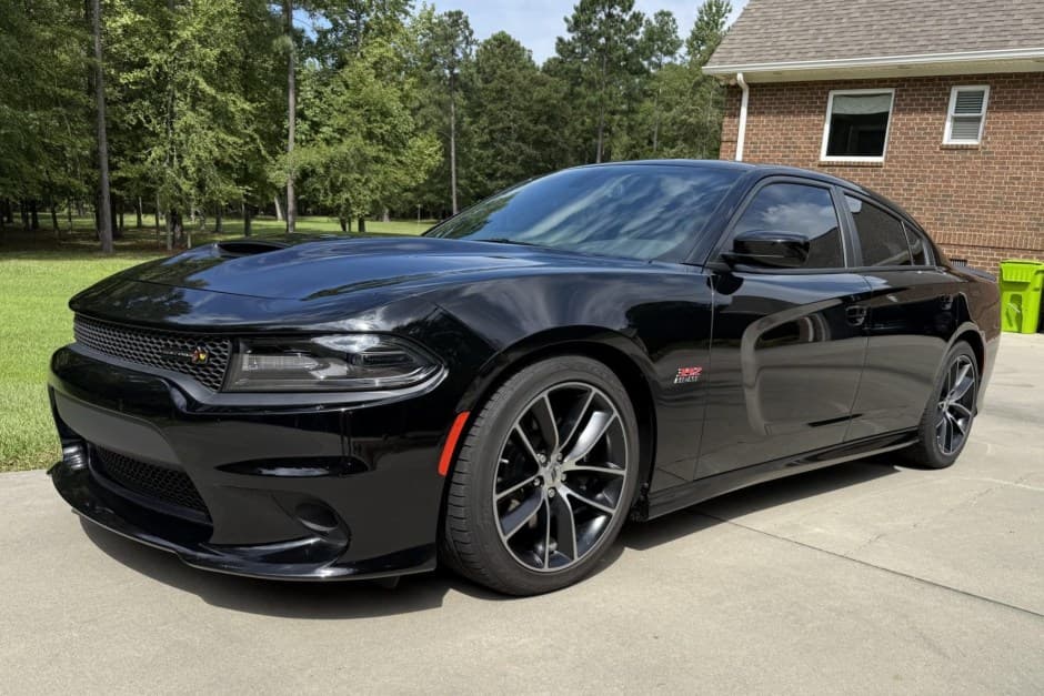 2018 Dodge Charger sold for $29,500