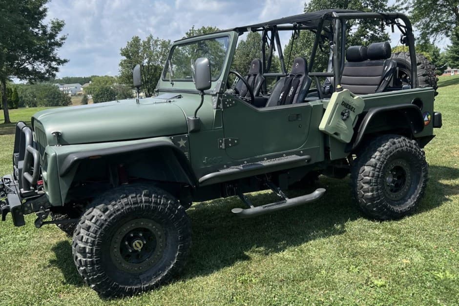 1986 Jeep CJ-10 sold for $8,488
