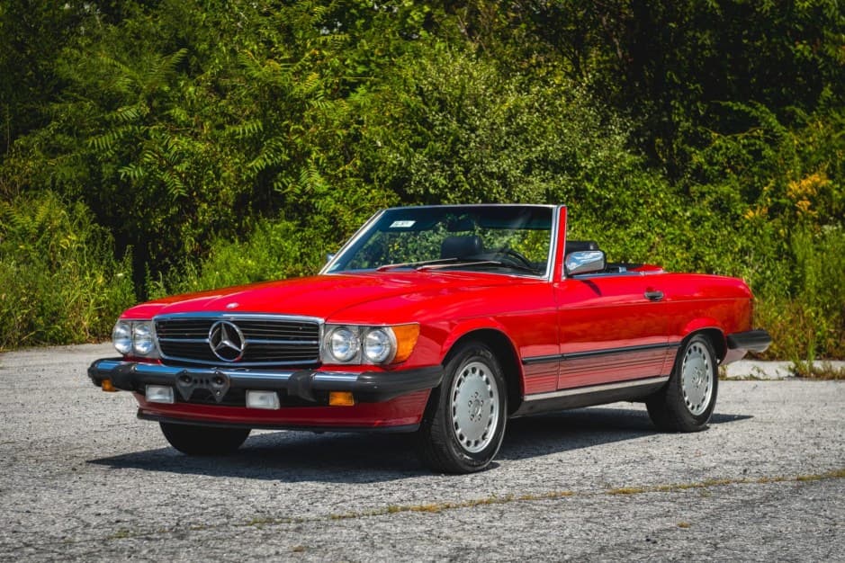 1987 Mercedes-Benz R107 SL sold for $38,700