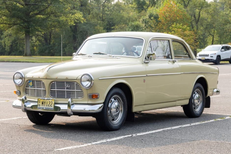 1966 Volvo Amazon sold for $11,500