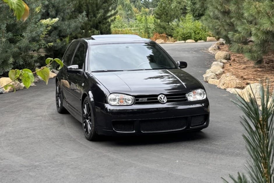 2004 Volkswagen R32 sold for $36,000