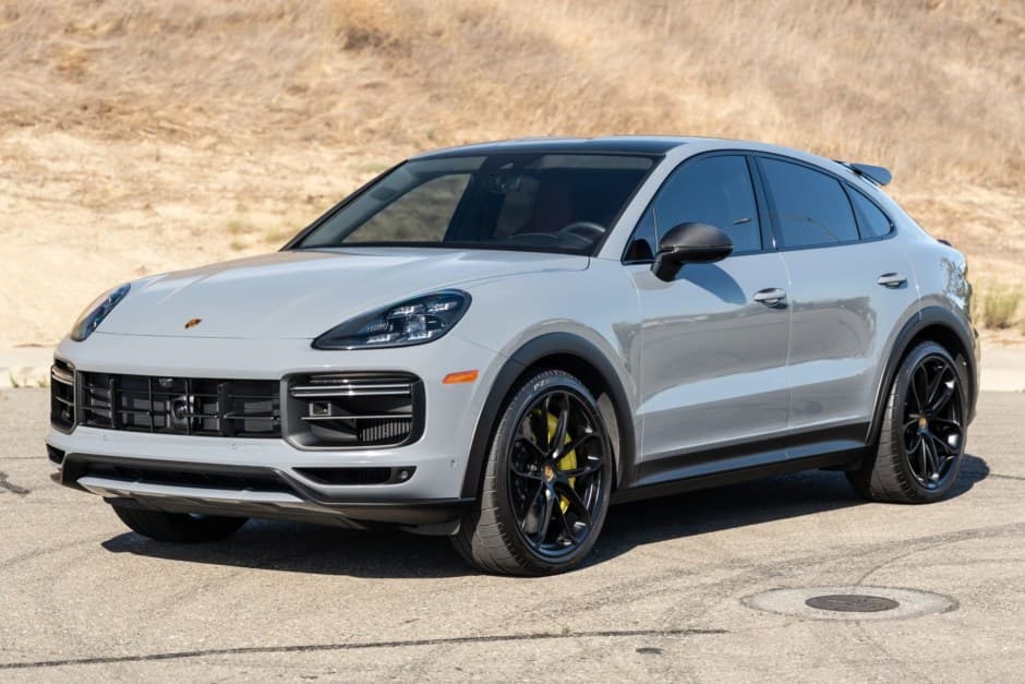 2023 Porsche 9Y0/9Y3 Cayenne (2019-) sold for $139,000