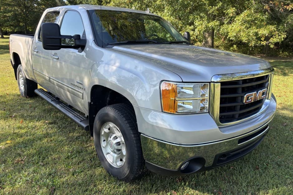 2008 GMC Sierra HD (GMT900 2007-2014) sold for $35,000
