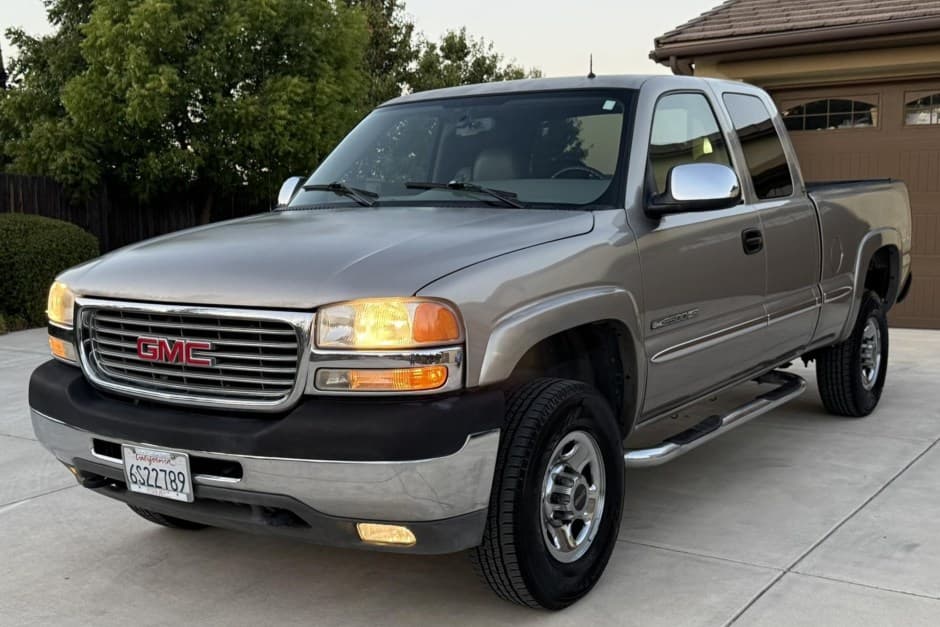 2001 GMC Sierra HD (GMT800 2000-2007) sold for $17,150
