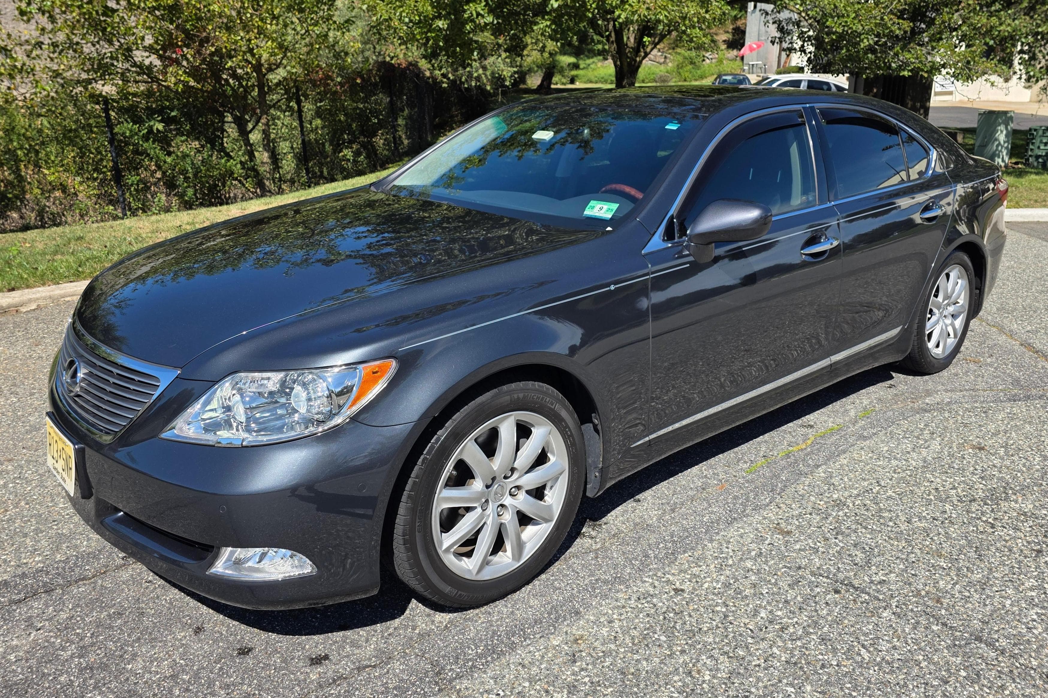 2008 Lexus LS sold for $16,000