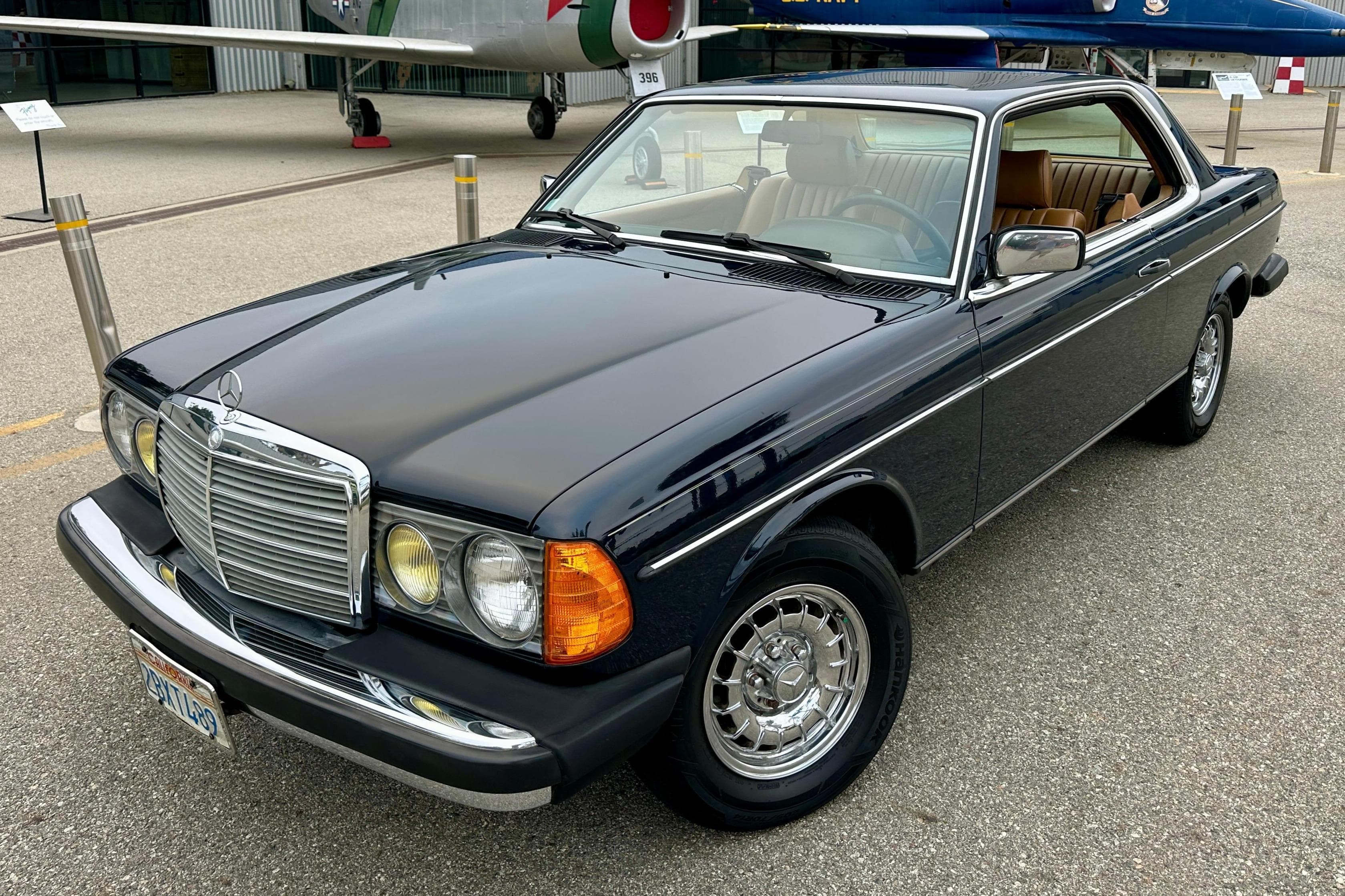 1985 Mercedes-Benz E-Class sold for $34,000