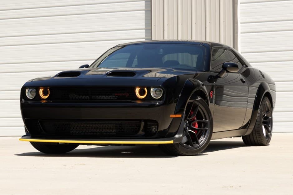 2023 Dodge Challenger SRT Hellcat sold for $89,000