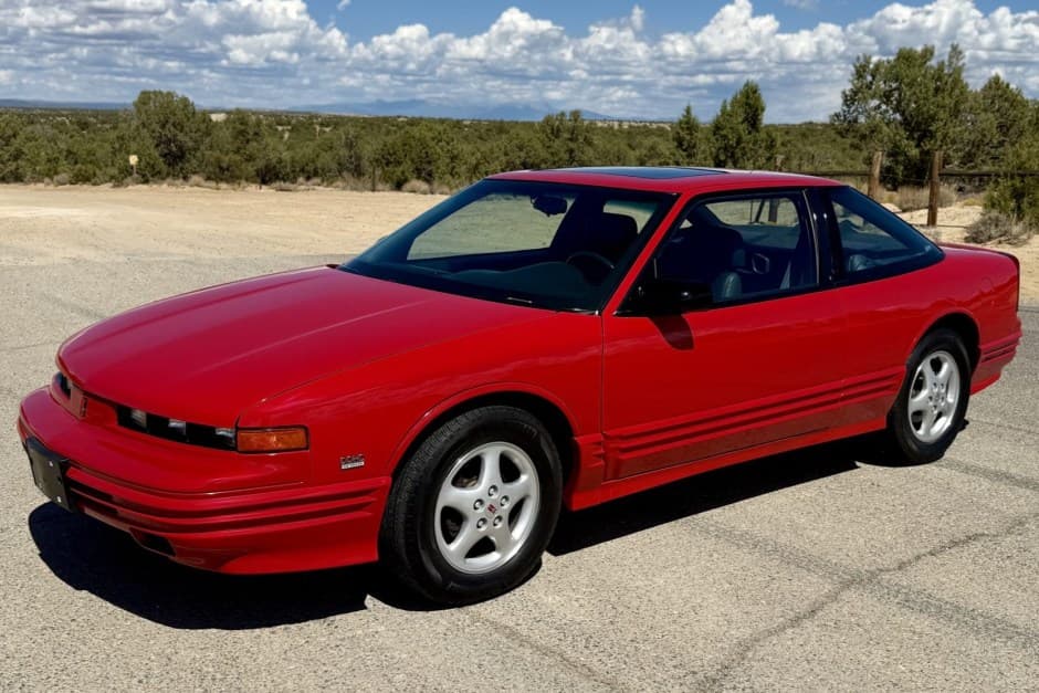 1995 Oldsmobile Cutlass sold for $8,400
