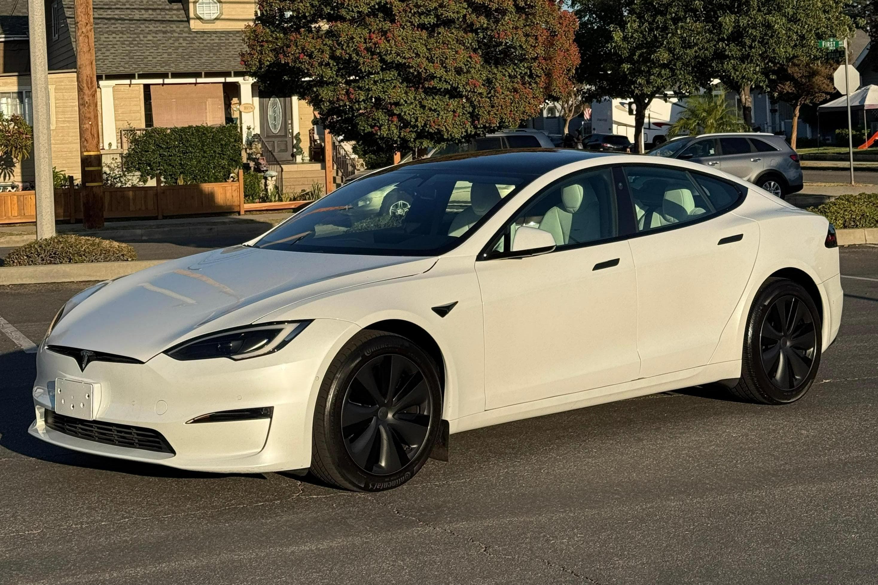 2022 Tesla Model S sold for $41,500