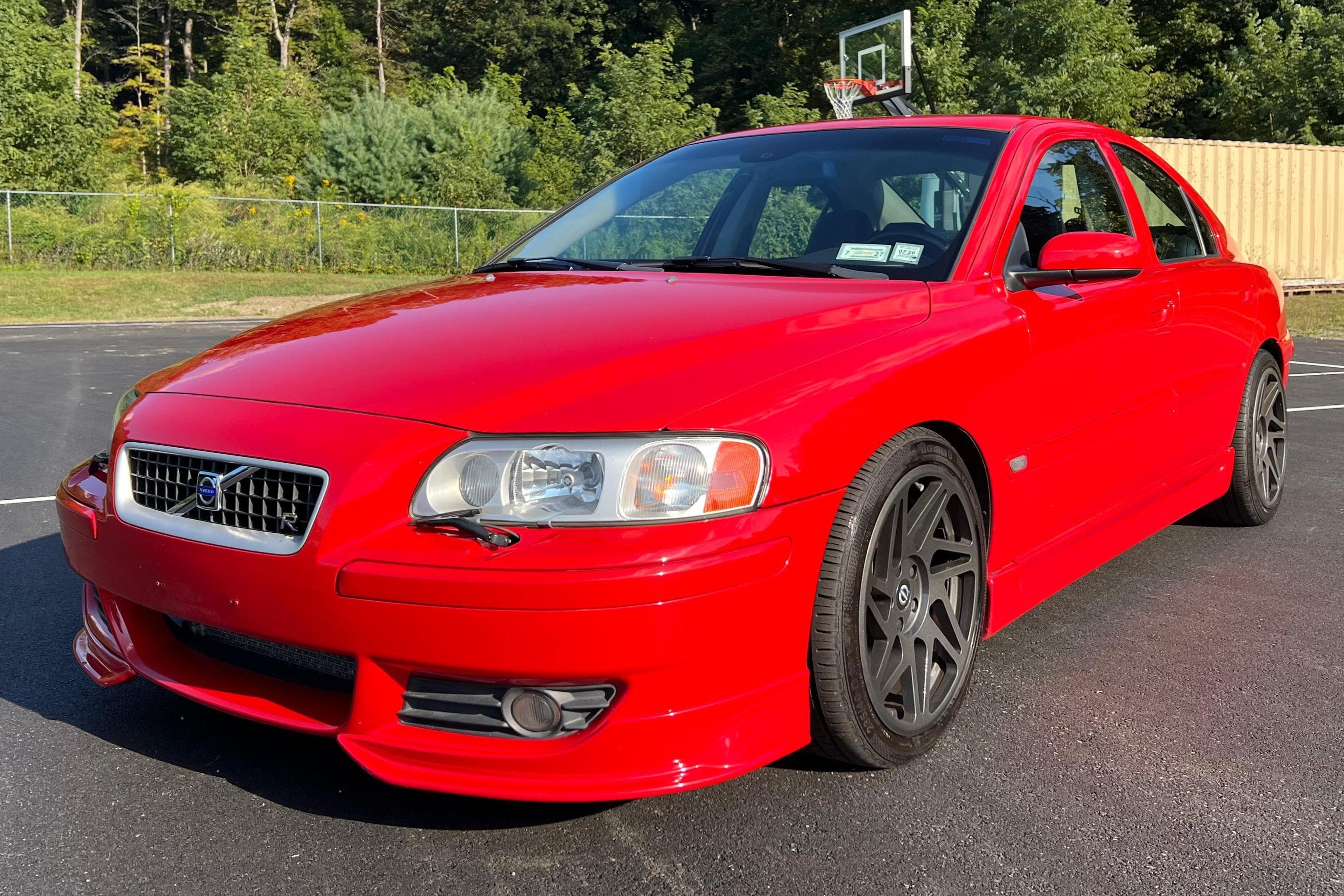 2006 Volvo S60 sold for $8,000
