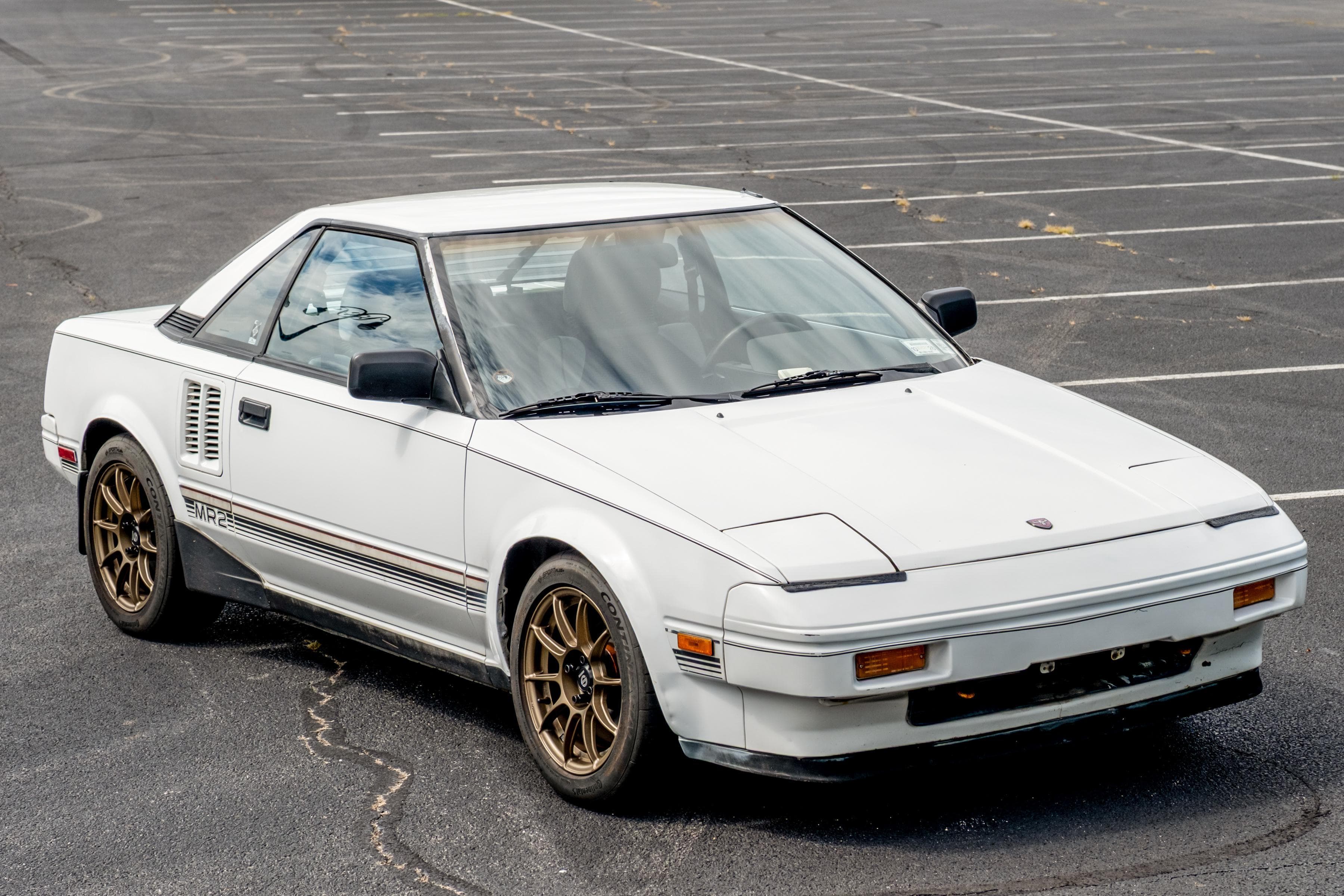1986 Toyota MR2 sold for $9,100