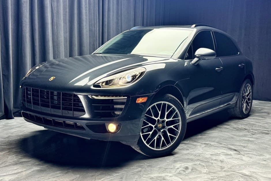 2018 Porsche Macan sold for $14,500
