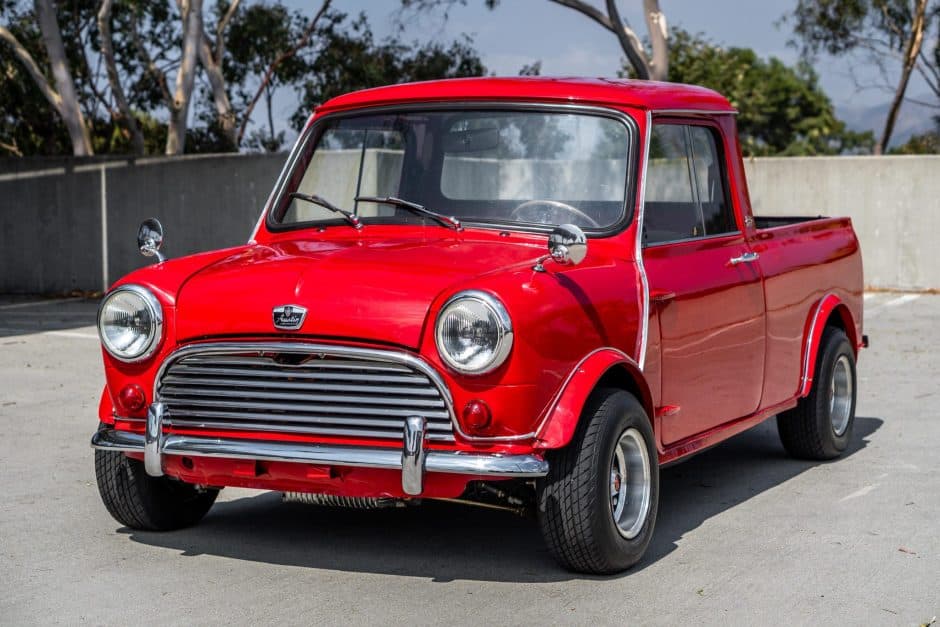 1968 Mini Mk I & Mk II sold for $29,000