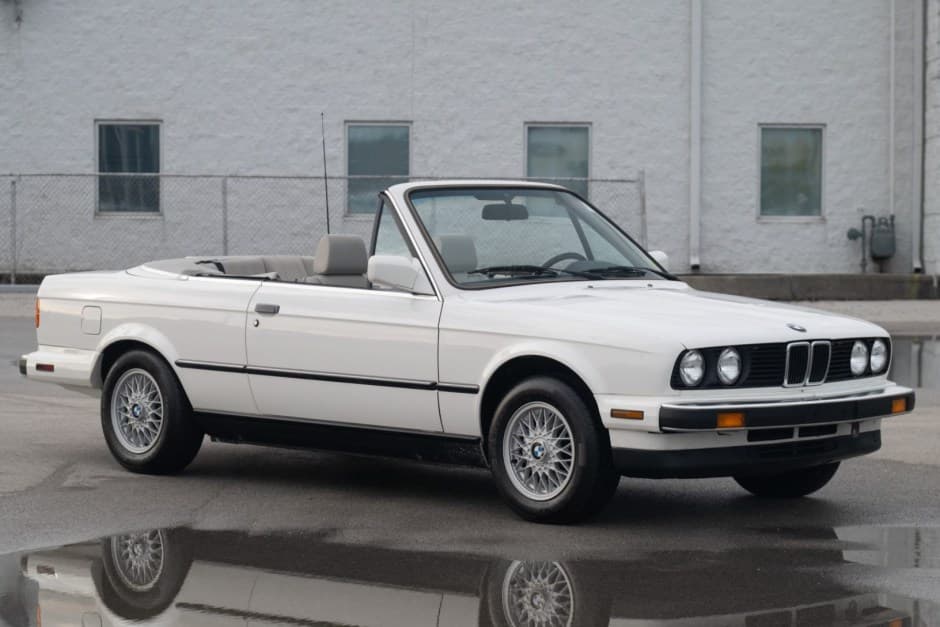 1987 BMW E30 3-Series Convertible sold for $16,000