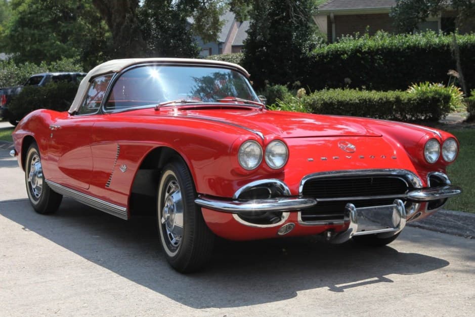 1962 Chevrolet Corvette C1 sold for $59,000