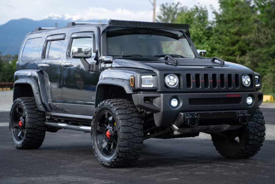 2008 Hummer H3 sold for $20,800
