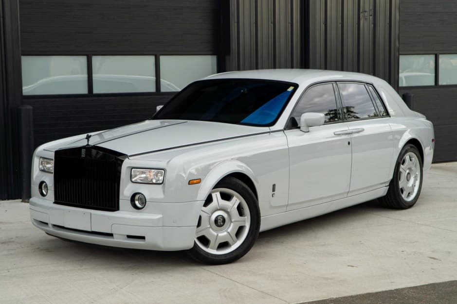 2004 Rolls-Royce Phantom VII & VIII sold for $66,000