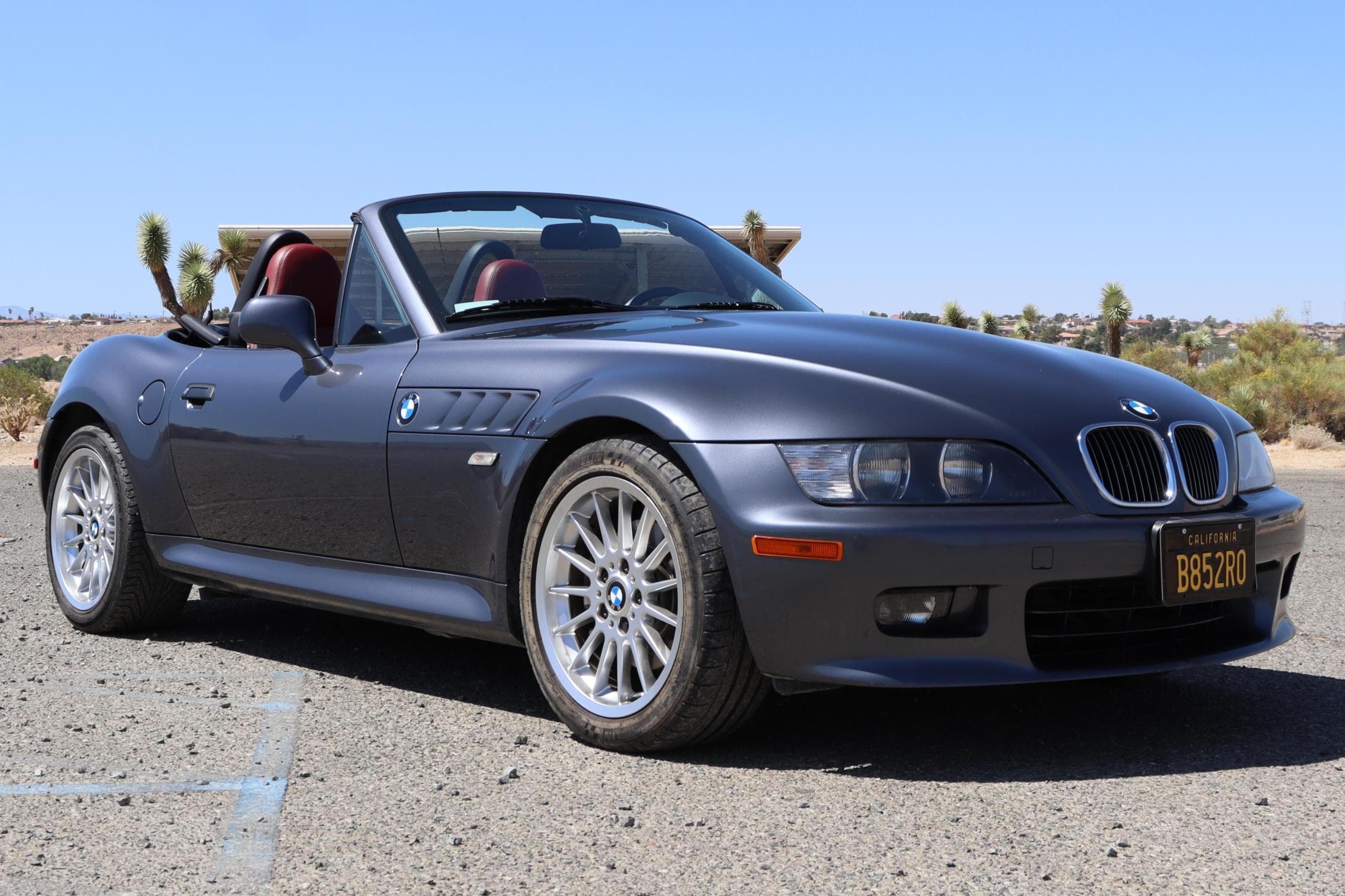 2001 BMW Z3 sold for $15,050