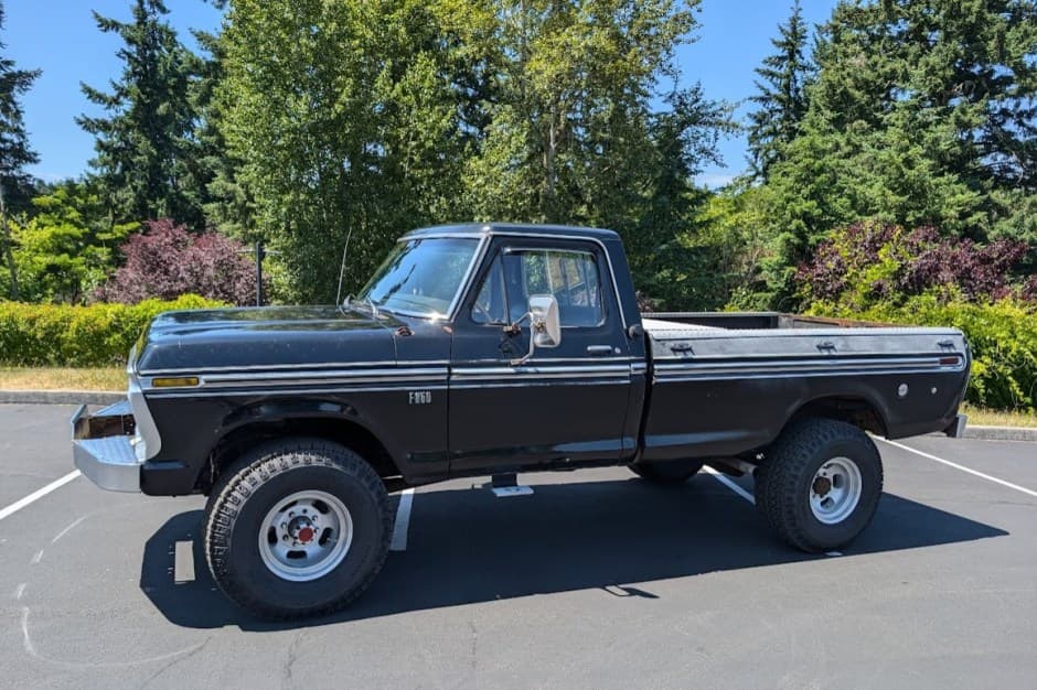 1976 Ford F-Series 1973-1979 sold for $14,500