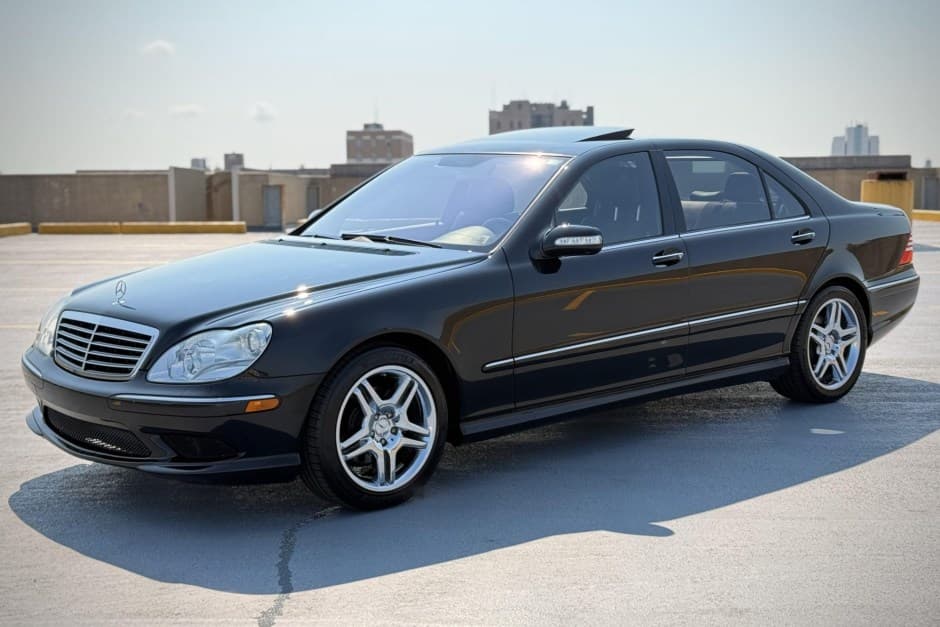 2006 Mercedes-Benz W220 S-Class sold for $13,550