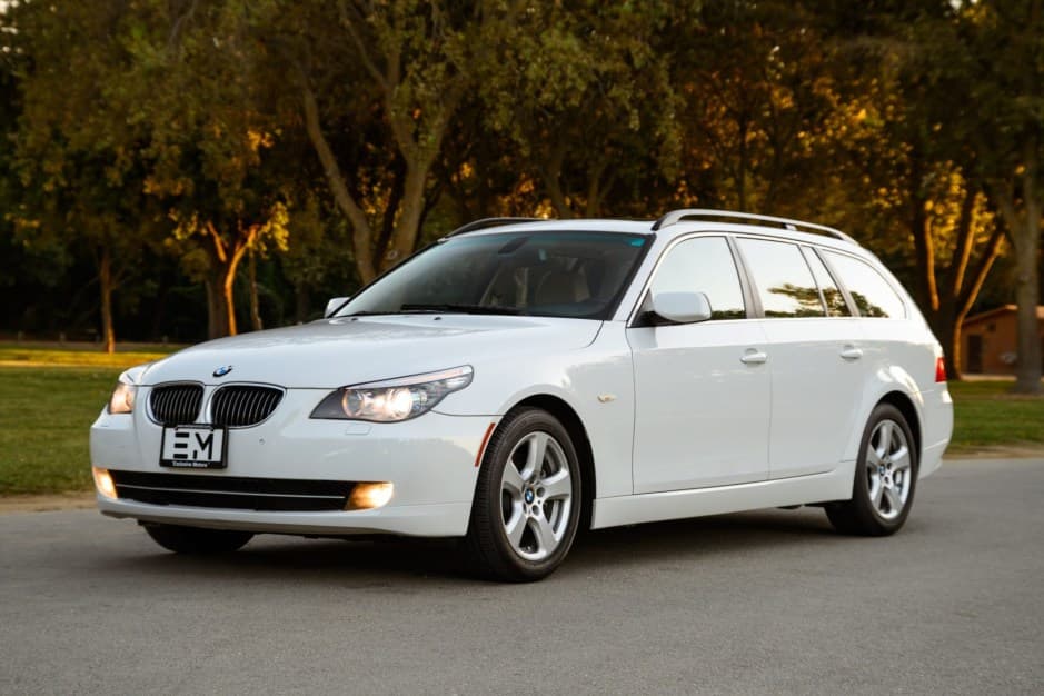 2008 BMW E61 5-Series Touring sold for $9,900