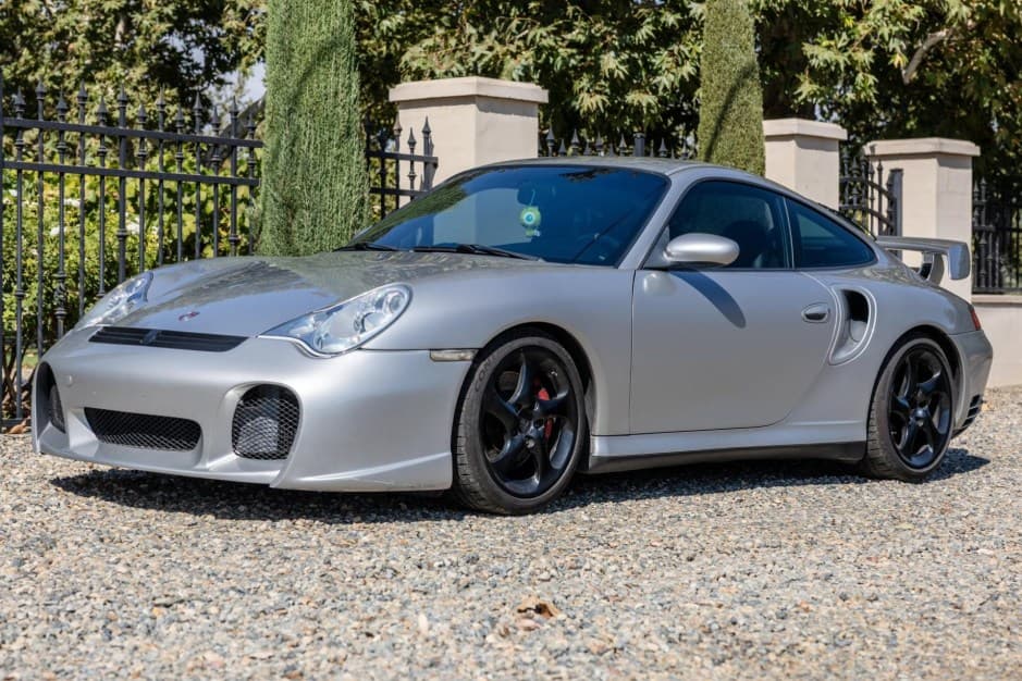 2001 Porsche 996 Turbo sold for $41,250