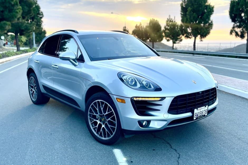 2016 Porsche Macan sold for $18,000