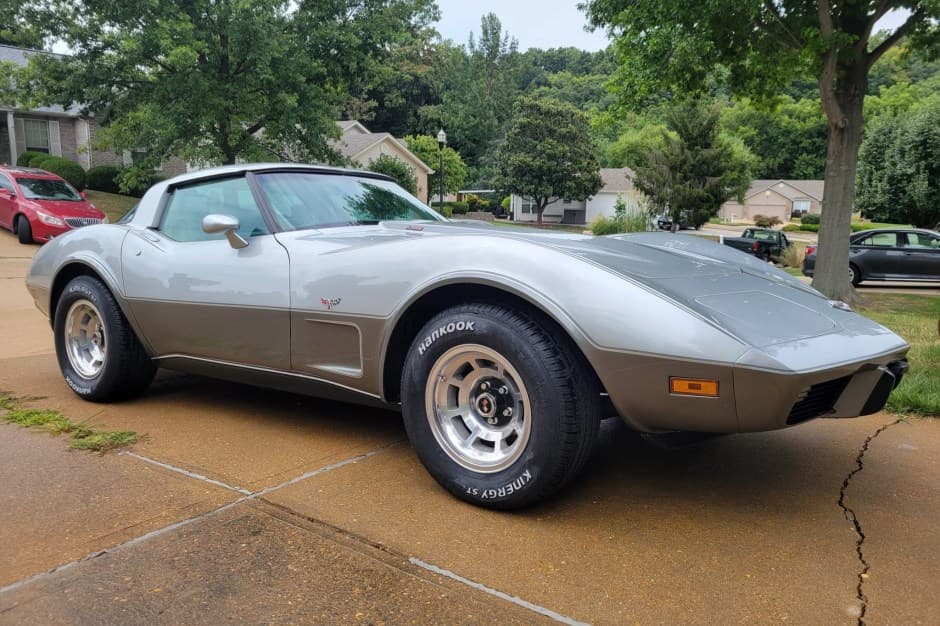 1978 Chevrolet Corvette C3 sold for $24,250