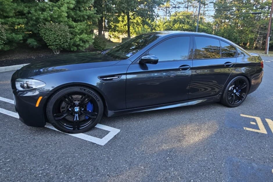 2016 BMW F10 M5 sold for $35,500