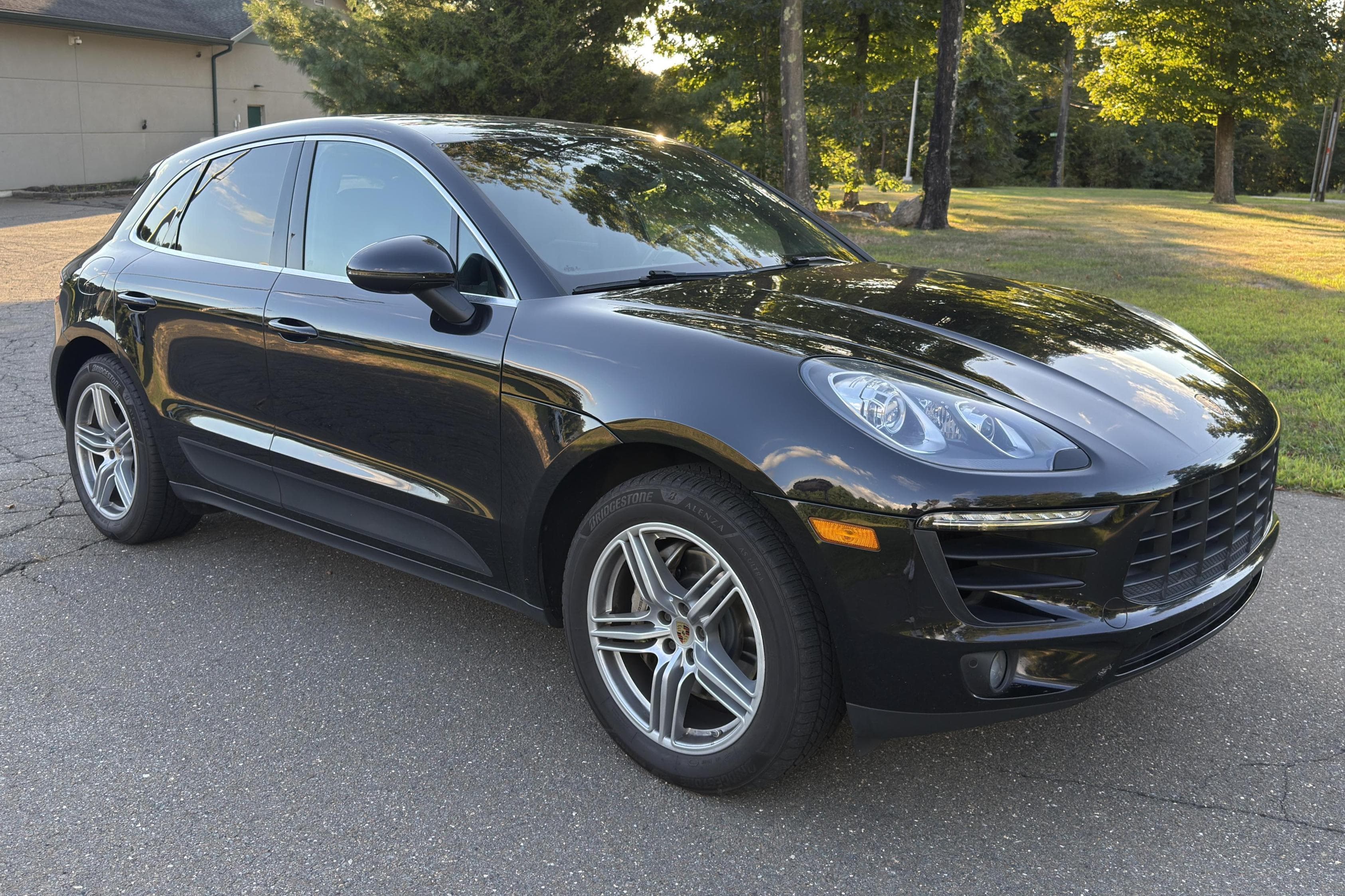 2015 Porsche Macan sold for $14,250