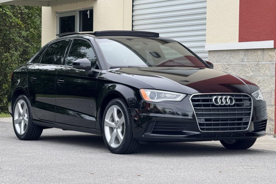 2016 Audi  sold for $11,000