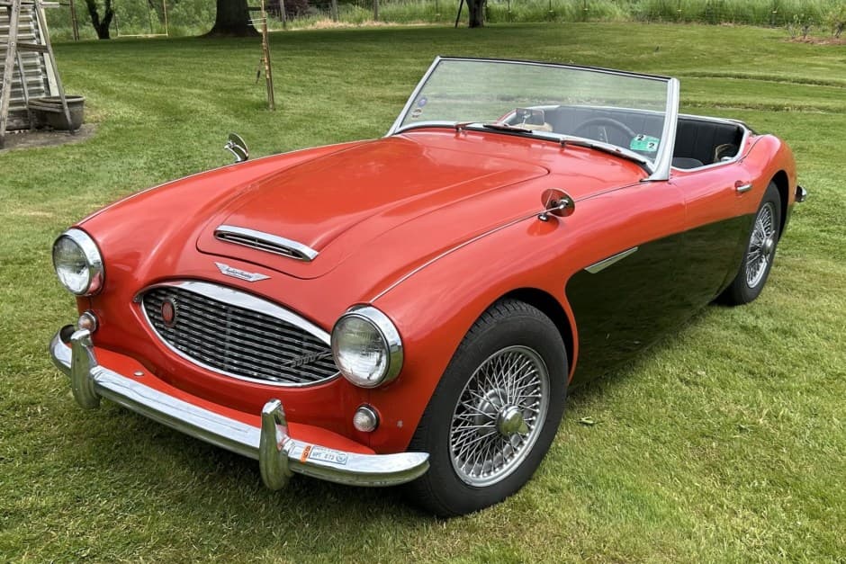 1960 Austin-Healey 3000 sold for $21,500